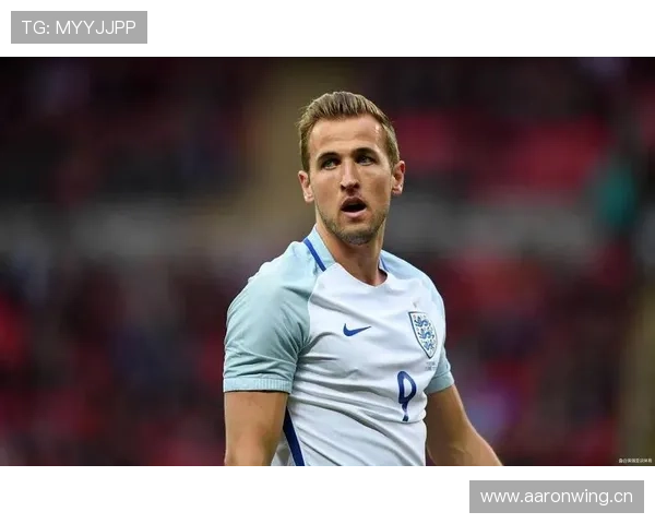 哈里·凯恩与C罗进球效率对比:不同风格射手的射门转化率分析 哈里·凯恩与C罗进球效率对比:不同风格射手的射门转化率分析